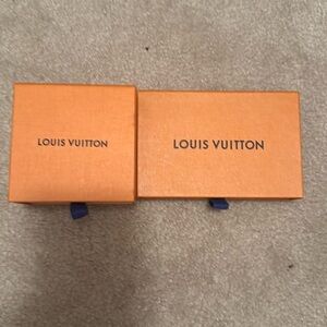 Louis Vuitton box